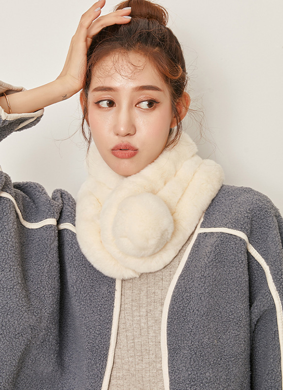 アイボリーフェイクファースヌード商品画像