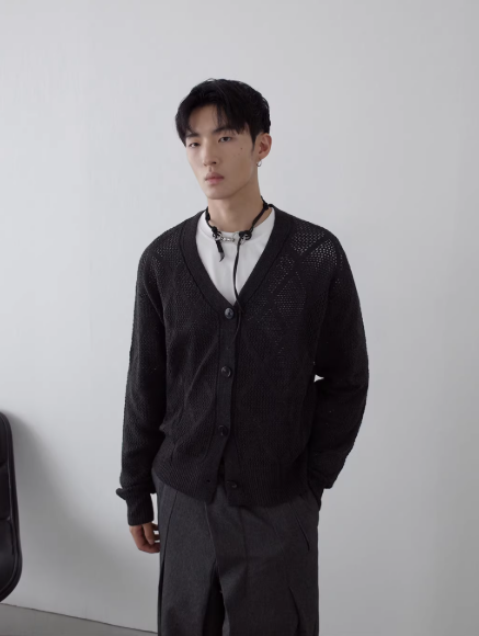 メッシュ素材のカーディガンの商品画像