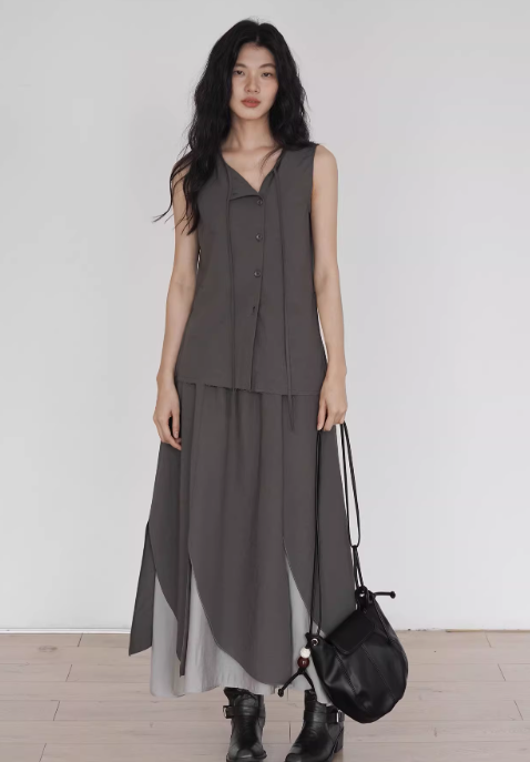 ノースリーブトップス＋シアーレイヤードスカートセット